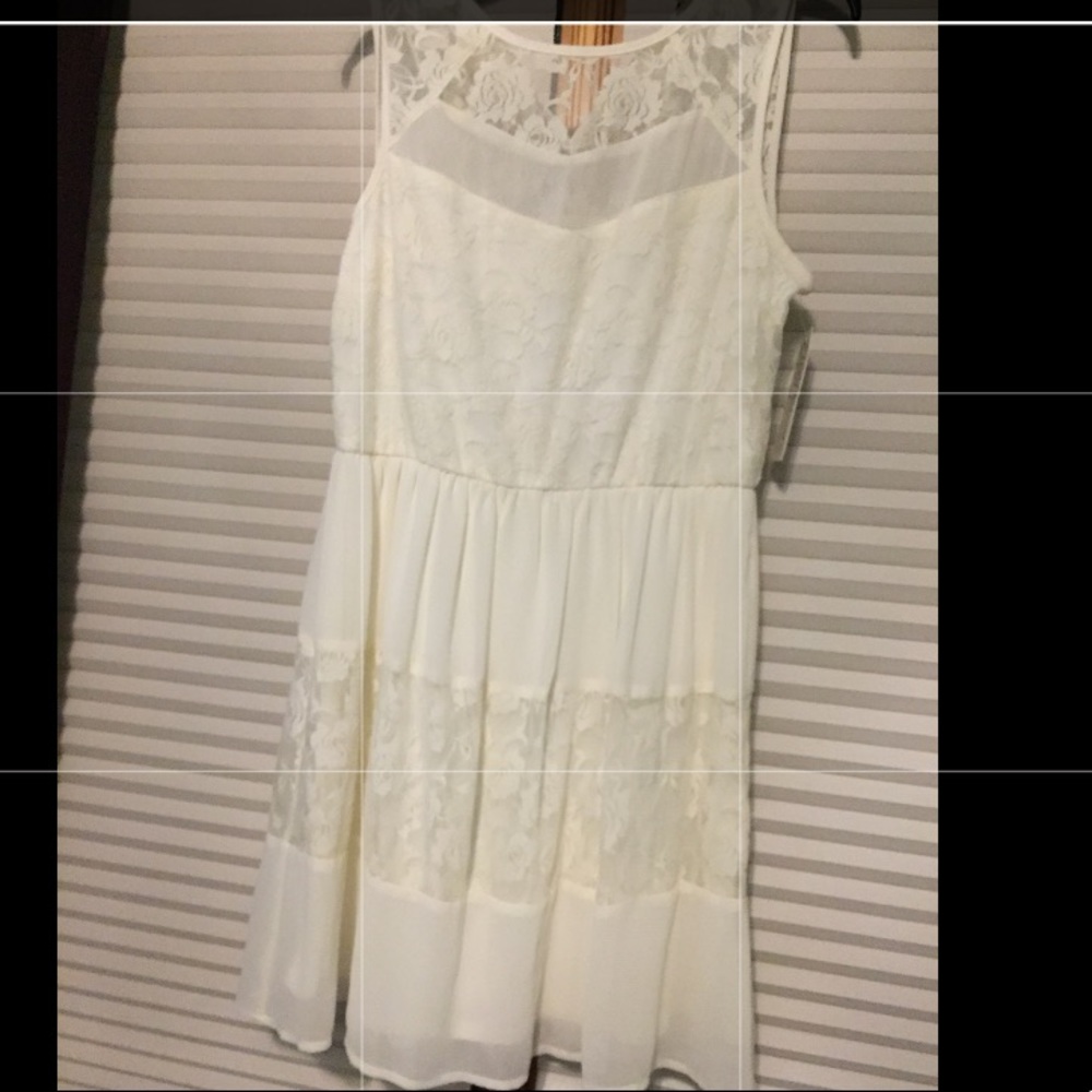 White lace dress